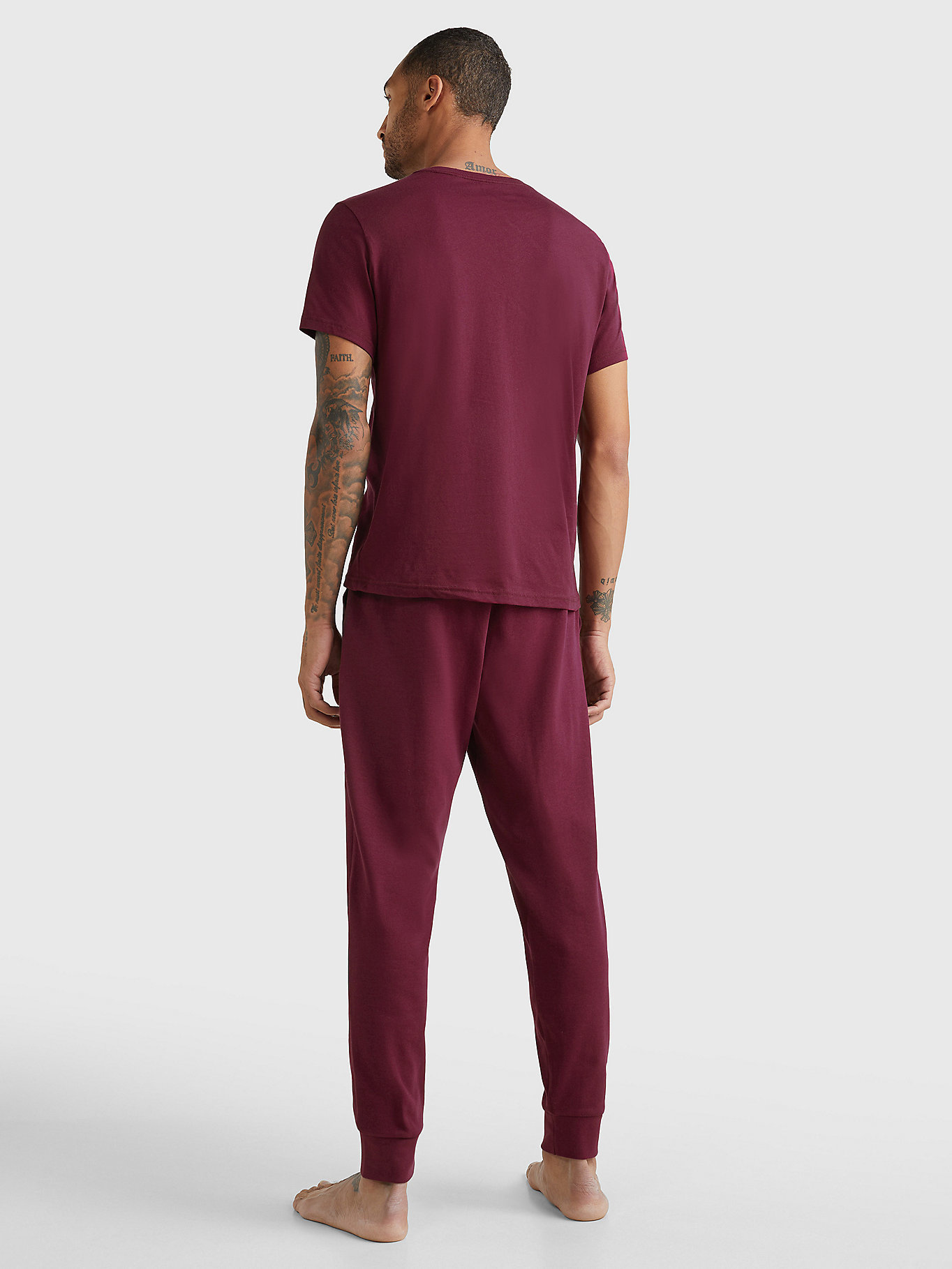 TOMMY HILFIGER - tričko UM0UM02704 VWN farba bordo