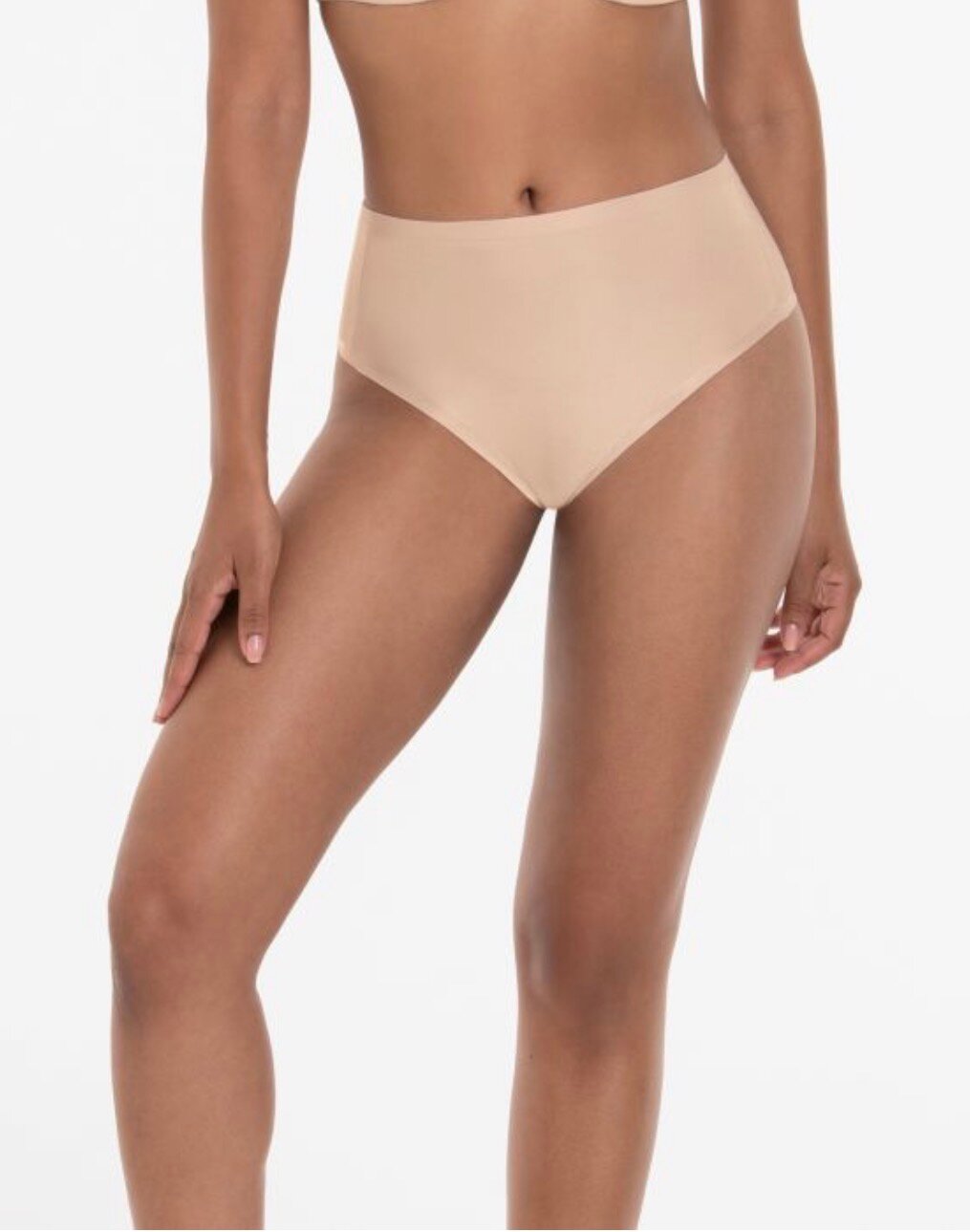 ANITA bezšvové tanga 1334  753 farba telová